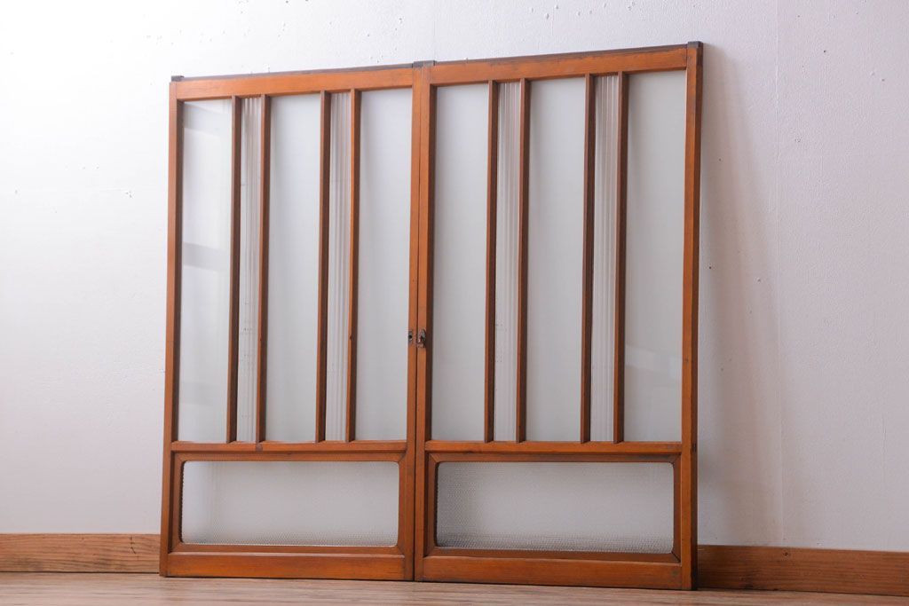 和製アンティーク　レトロなガラス入り引き戸2枚セット(窓)(2)