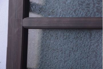 和製アンティーク　結霜ガラス入り!古い木の上質な引き戸