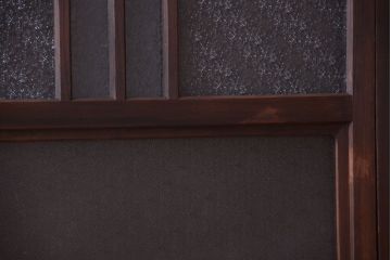 アンティーク　ダイヤガラス入り変わり型引き戸2枚セット