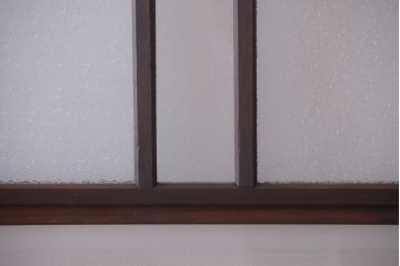 アンティーク　ダイヤガラス入り変わり型引き戸2枚セット