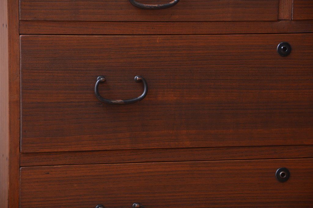 アンティーク家具　古民具・骨董　古い桐材の小さなアンティーク衣装箪笥(桐箪笥、桐たんす)