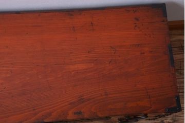 アンティーク家具　古民具・骨董　大きな金具の時代箪笥ローボード(ローチェスト)