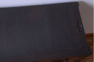 アンティーク家具　古民具・骨董　前面欅材!巾着型金具の松本帳場箪笥