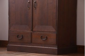 アンティーク家具　和製アンティーク　引き出し2杯付き!古い桐材の戸棚