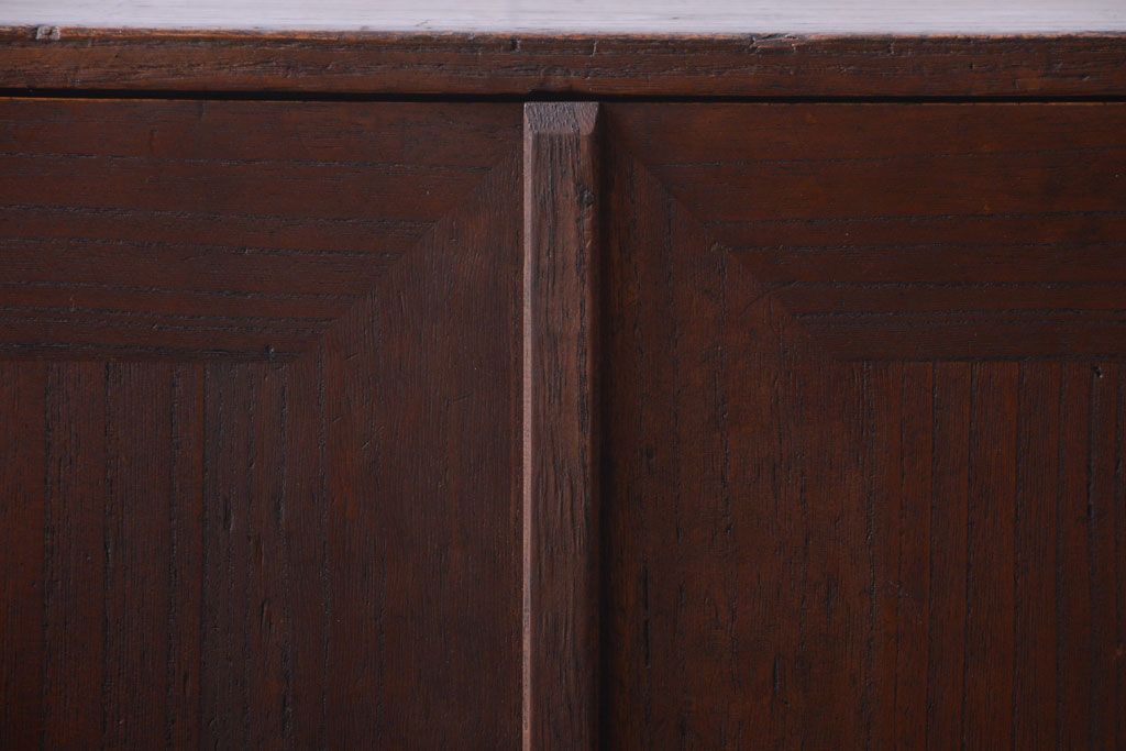 アンティーク家具　和製アンティーク　引き出し2杯付き!古い桐材の戸棚