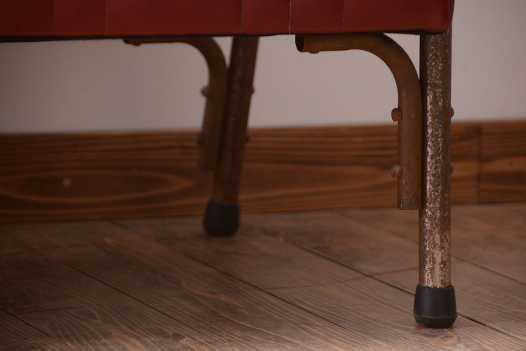 レトロ家具　アンティーク　昭和レトロな3人掛け鉄脚ベンチ
