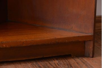 アンティーク家具　アンティーク　古い木のコーナーディスプレイラック(飾り棚)