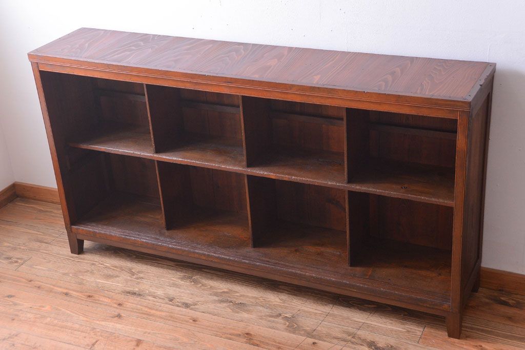 アンティーク家具　和製アンティーク　脚付き!古い木製の横型マス目棚(飾り棚)(1)