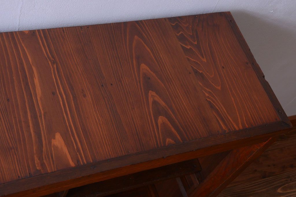 アンティーク家具　和製アンティーク　脚付き!古い木製の横型マス目棚(飾り棚)(1)