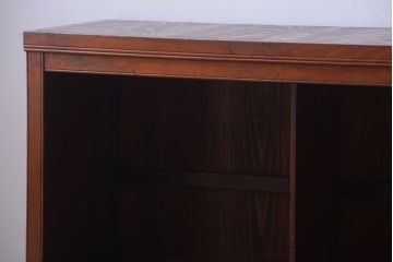 アンティーク家具　和製アンティーク　脚付き!古い木製の横型マス目棚(飾り棚)(1)