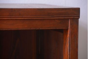 アンティーク家具　和製アンティーク　脚付き!古い木製の横型マス目棚(飾り棚)(1)