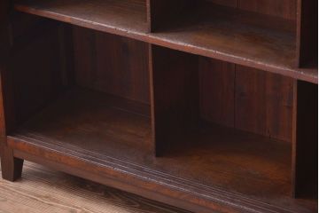 アンティーク家具　和製アンティーク　脚付き!古い木製の横型マス目棚(飾り棚)(1)