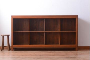 アンティーク家具　和製アンティーク　脚付き!古い木製の横型マス目棚(飾り棚)(2)