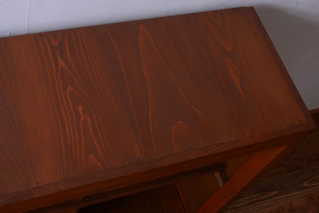 アンティーク家具　和製アンティーク　脚付き!古い木製の横型マス目棚(飾り棚)(2)