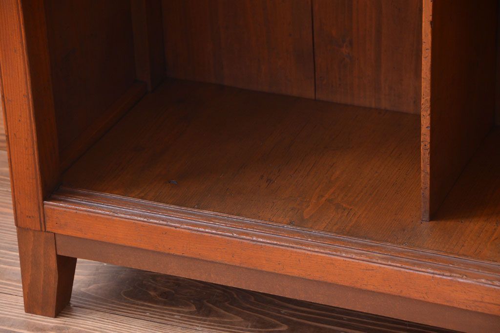 アンティーク家具　和製アンティーク　脚付き!古い木製の横型マス目棚(飾り棚)(2)