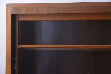 レトロ家具　昭和レトロ　古い木のシンプルなアンティーク戸棚