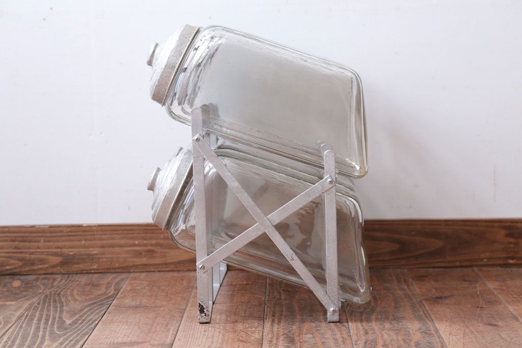 アンティーク雑貨　昭和レトロ　アイアンラック付き!蓋付きガラス瓶6個セット