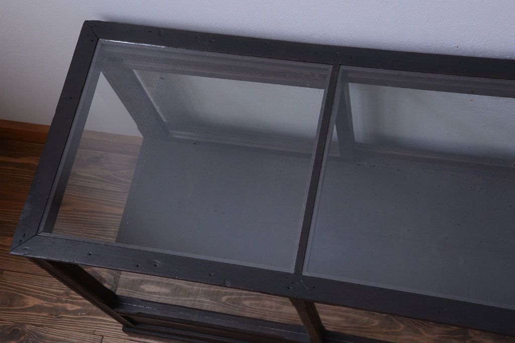 【K様ご成約済・ご決済用】和製アンティーク　とても背の低い古い木のショーケース(ガラスケース)