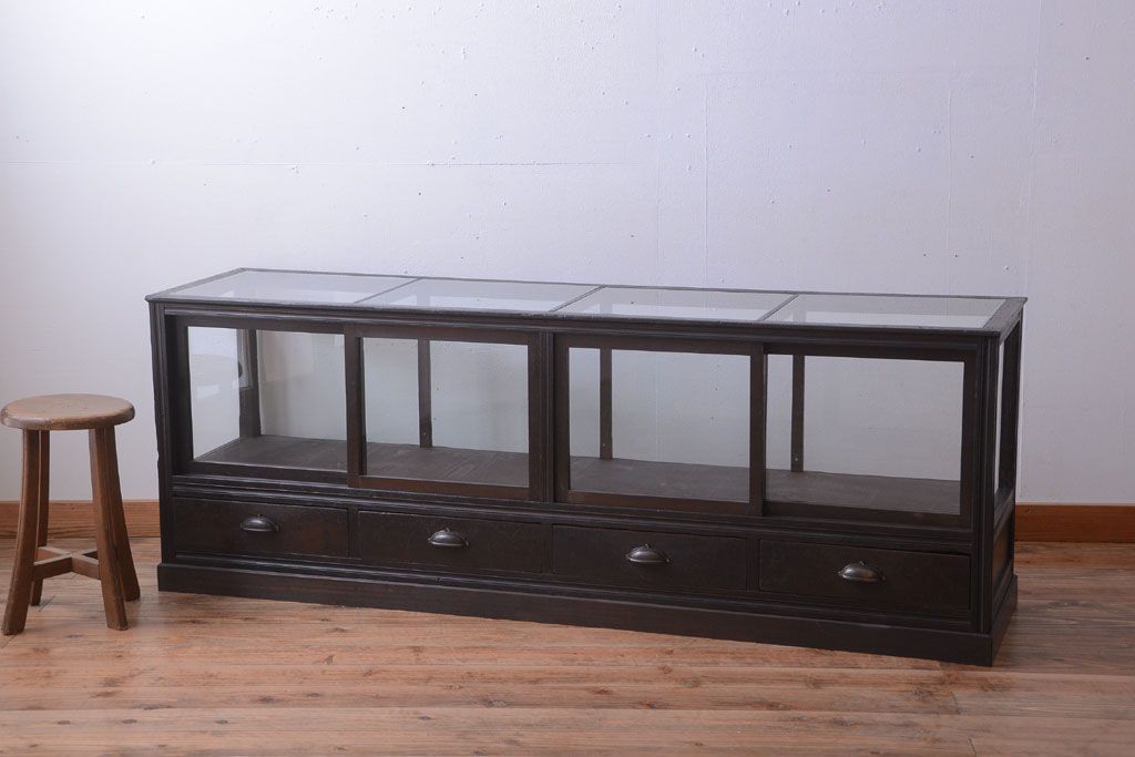 【K様ご成約済・ご決済用】和製アンティーク　とても背の低い古い木のショーケース(ガラスケース)