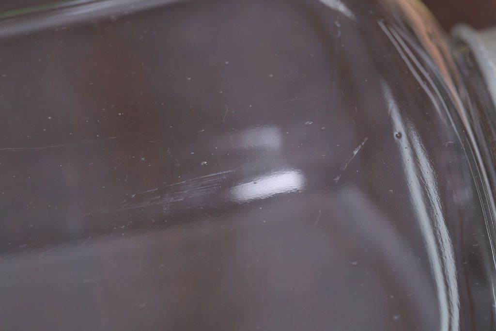 アンティーク雑貨　昭和レトロ　アルミの蓋付き!アンティークガラス瓶2個セット