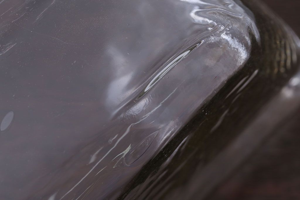 アンティーク雑貨　昭和レトロ　アルミの蓋付き!アンティークガラス瓶2個セット