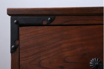 アンティーク家具　古民具・骨董　シンプルで上品な時代箪笥ローボード(ローチェスト)