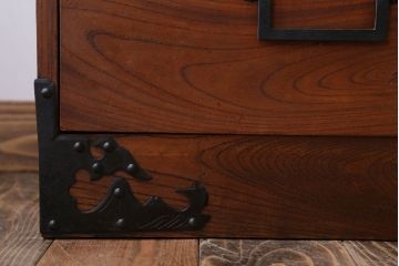 アンティーク家具　古民具・骨董　シンプルで上品な時代箪笥ローボード(ローチェスト)