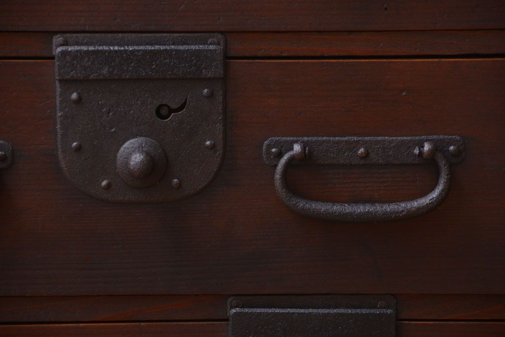 アンティーク家具　古民具・骨董　シンプルで小さなアンティーク帳場箪笥