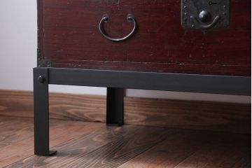 アンティーク家具　古民具・骨董　江戸〜明治期　かくし付き!鉄脚時代箪笥ローボード