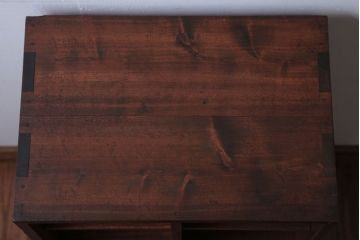 アンティーク家具　和製アンティーク　引き出し付き!小さな縦型マス目棚