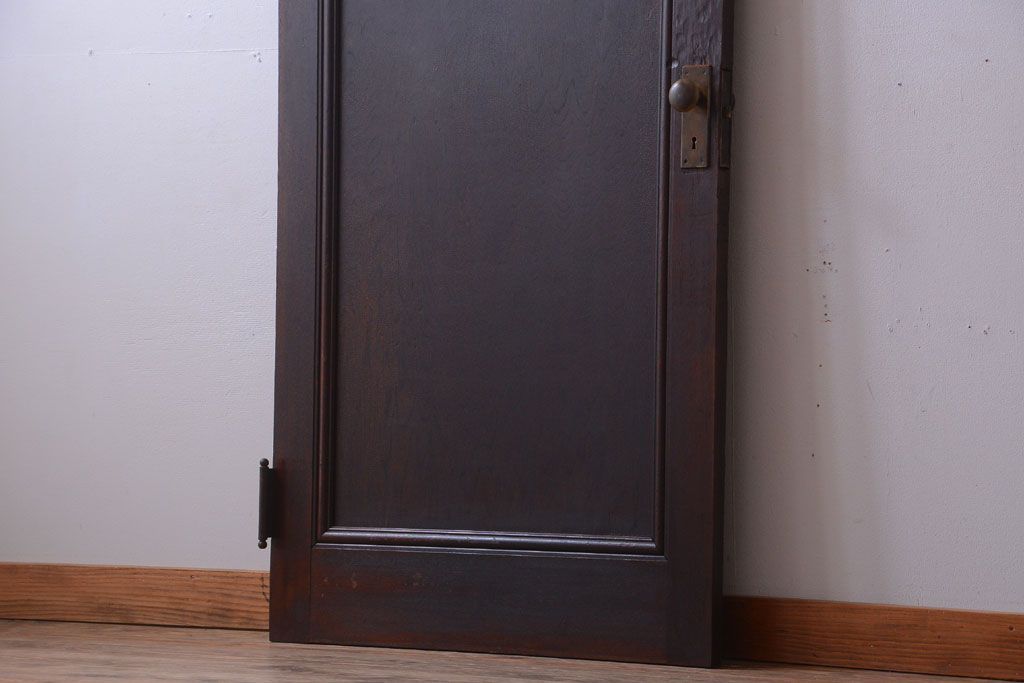 和製アンティーク　古い木製のシックなドア