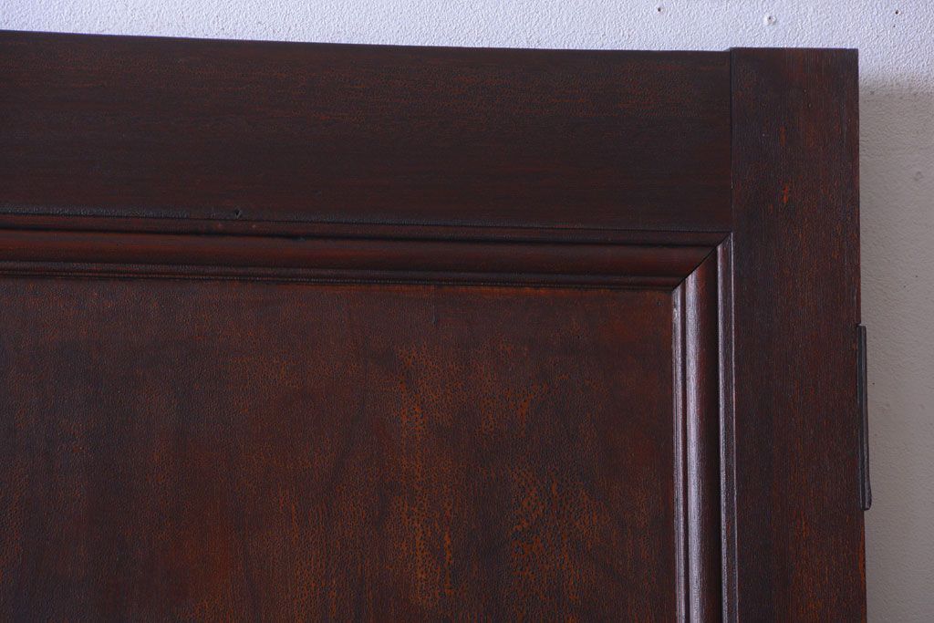 和製アンティーク　古い木製のシックなドア