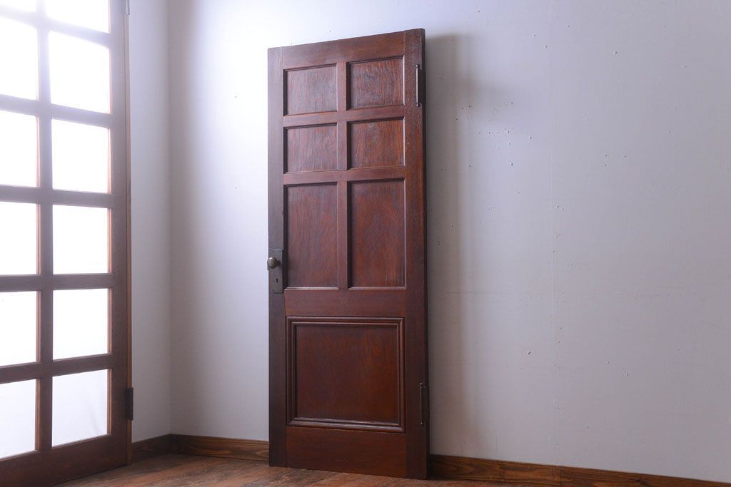 アンティーク　古い木のシンプルで上質なドア(1)