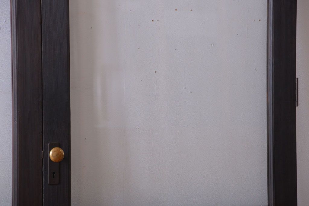 アンティーク　両開き　上質で重厚な大きなドア1対(2枚セット)