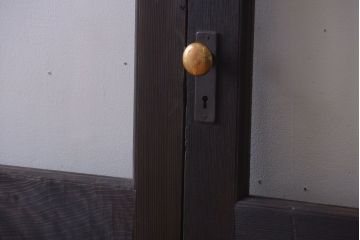 アンティーク　両開き　上質で重厚な大きなドア1対(2枚セット)