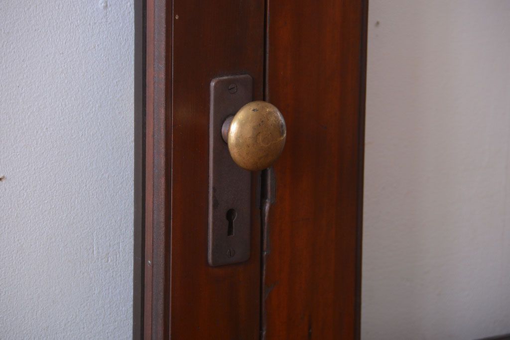 アンティーク　両開き　上質で重厚な大きなドア1対(2枚セット)