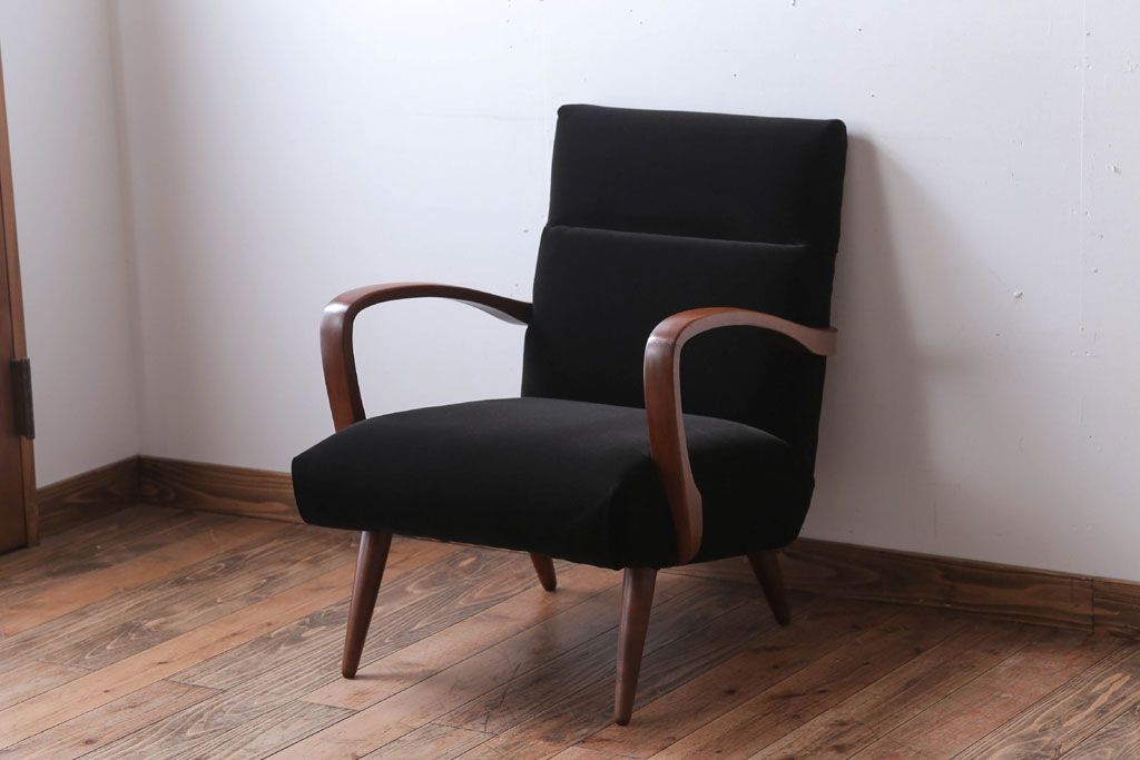 アンティーク家具　アンティーク　シックな1人掛けアームソファ