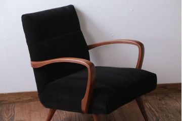 アンティーク家具　アンティーク　シックな1人掛けアームソファ