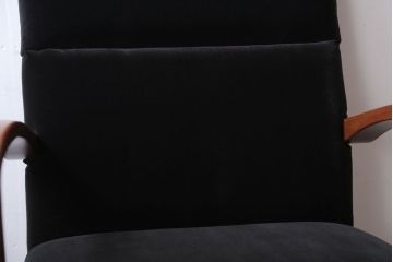 アンティーク家具　アンティーク　シックな1人掛けアームソファ