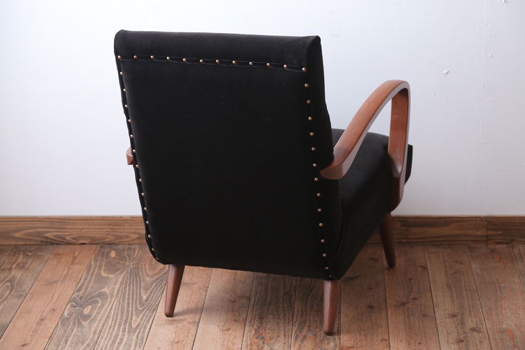 アンティーク家具　アンティーク　シックな1人掛けアームソファ