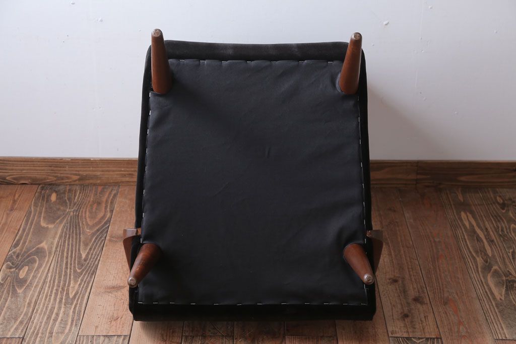 アンティーク家具　アンティーク　シックな1人掛けアームソファ