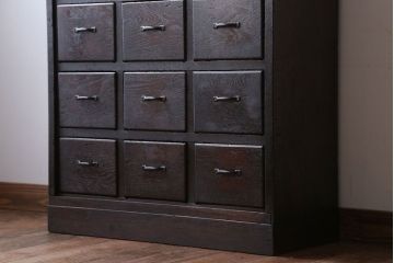 アンティーク家具　アンティーク　　三方ナラ材の12杯小引き出し