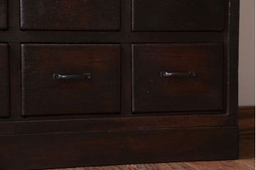 アンティーク家具　アンティーク　　三方ナラ材の12杯小引き出し