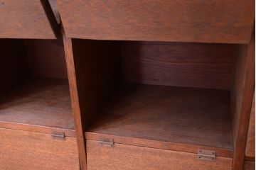レトロ家具　昭和レトロ　かわいいパタパタ扉付き!アンティークマス目ロッカー(収納棚)(2)