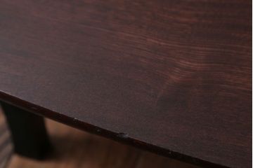 アンティーク家具　アンティーク　変わり型天板の小さなちゃぶ台
