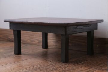 アンティーク家具　アンティーク　変わり型天板の小さなちゃぶ台