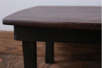 アンティーク家具　アンティーク　変わり型天板の小さなちゃぶ台