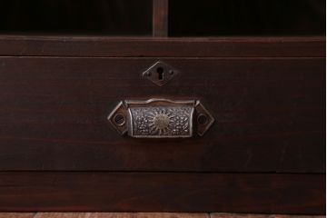 アンティーク家具　アンティーク　古い木の小ぶりな引き出し付き収納棚