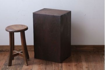 アンティーク家具　アンティーク　古い木の小ぶりな引き出し付き収納棚