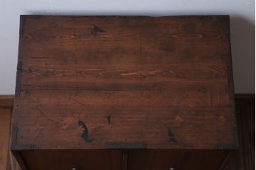 アンティーク家具　アンティーク　ケンドン式扉の丸金具付き収納棚